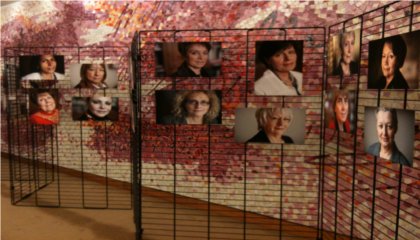 exposition du photographe Didier Goupy : portrait des femmes 77 sénatrices